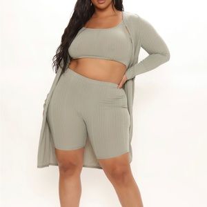 Fashion Nova 3 piece set in Taupe